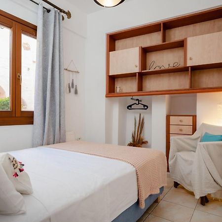 Small Apartment In Grotta Naxos Naxos City Exterior foto