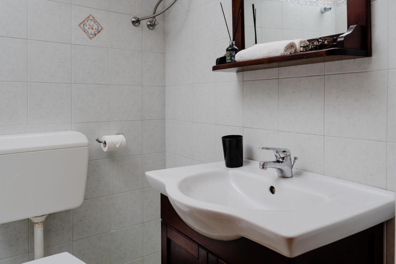Small Apartment In Grotta Naxos Naxos City Exterior foto